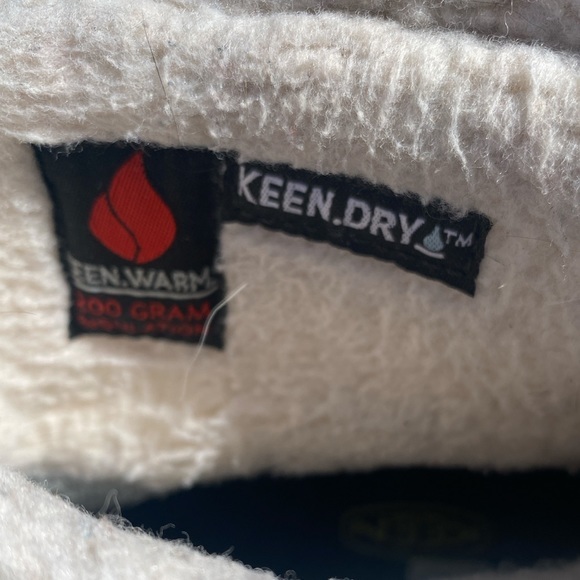 Keen Ankle Boots with Sherpa - Picture 5 of 11